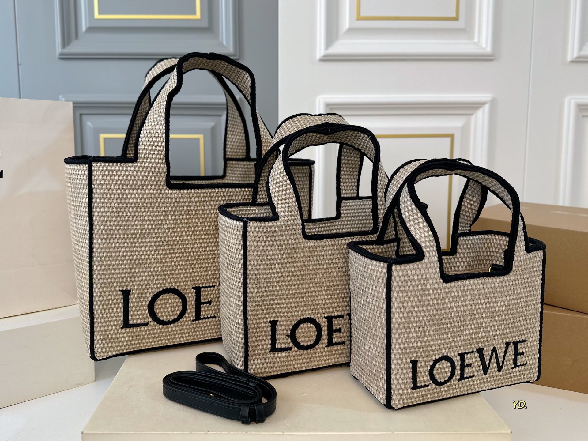 LOEWE 24